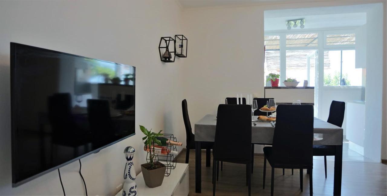 Apartment Tole *